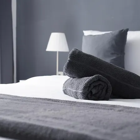 Zwei Fuer Gruppen - Phantasialand, Koeln, Bonn Appartement *